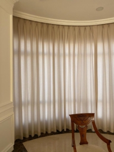 Windows curtain-wc